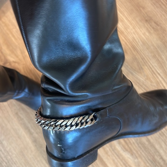 Outfit - Picture 13 of 13